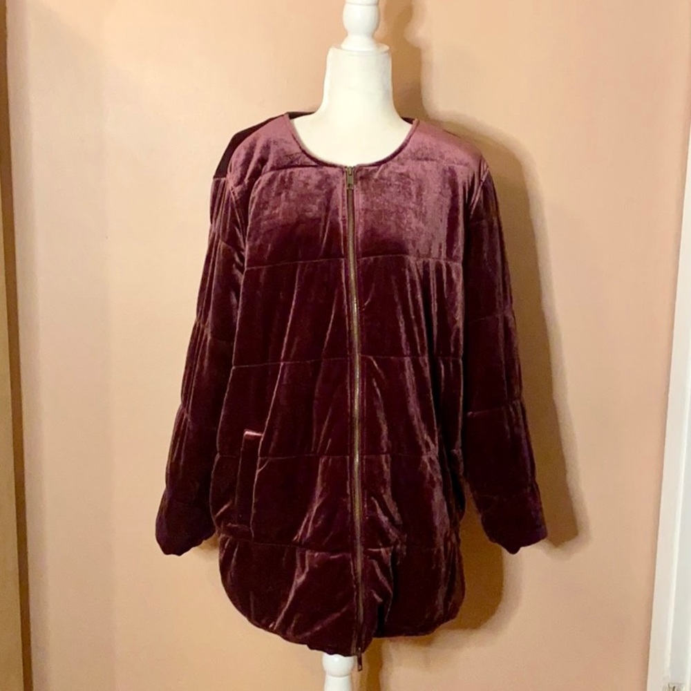 🎉HOST PICK🎉 Who What Wear Velvet Puff Jacket - Picture 5 of 12